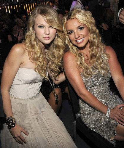 Taylor Swift buddied up to Britney Spears in the audience of the 2008 show.
Taylor Swift buddied up to Britney Spears in the audience of the 2008 show.