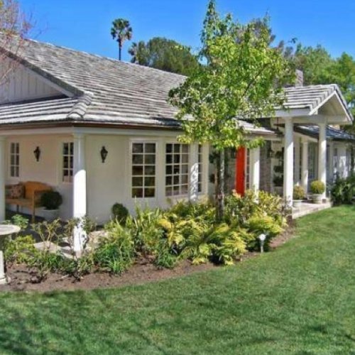 Selena Gomez Home Pictures