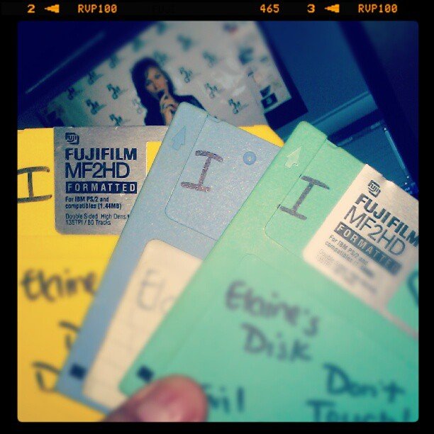 Saving Our Papers on Floppy Discs Saving Our Papers on Floppy Discs