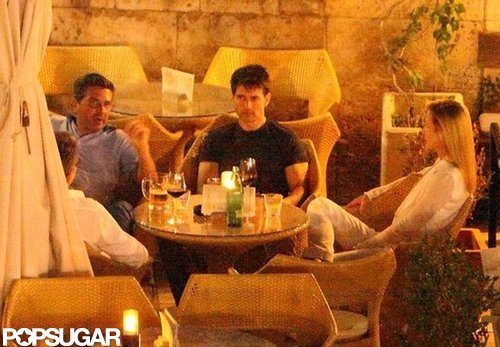 Tom Cruise went casual in a black t-shirt.
Tom Cruise went casual in a black t-shirt.