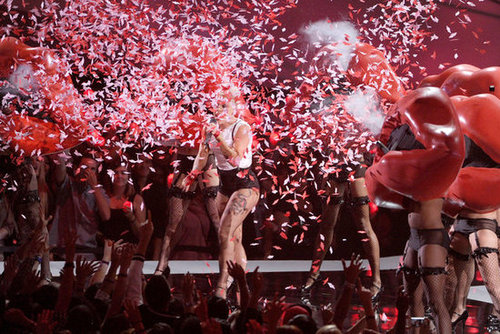 Rob Debuts New Twilight, Rihanna Wins Big — The Best of the 2012 MTV VMAs Rob Debuts New Twilight, Rihanna Wins Big — The Best of the 2012 MTV VMAs