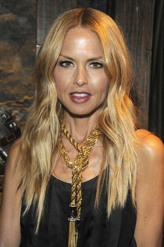 Rachel Zoe wore a chunky gold necklace.
Rachel Zoe wore a chunky gold necklace.