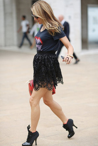 Running from show to show was the opportune time to show off this lacy skirt, vintage-feeling tee, and high-impact booties.
Source: Greg Kessler
Running from show to show was the opportune time to show off this lacy skirt, vintage-feeling tee, and high-impact booties.
Source: Greg Kessler