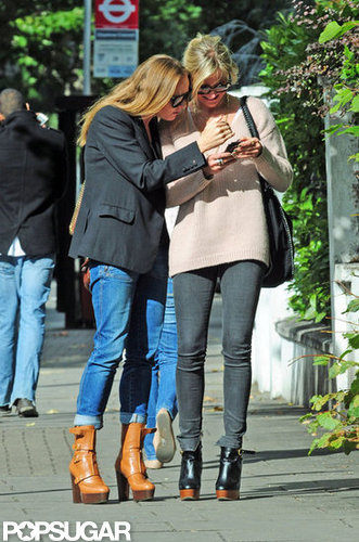 Cameron Diaz and Stella McCartney checked their phone.
Cameron Diaz and Stella McCartney checked their phone.