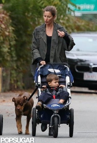 Gisele Bundchen Bumps Around Boston With Ben While Tom Hits the Field Gisele Bundchen Bumps Around Boston With Ben While Tom Hits the Field