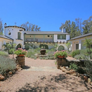 Reese Witherspoon's Ojai Home