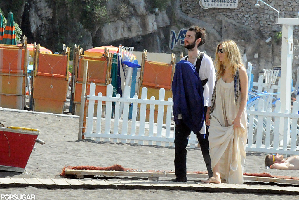 Sienna Miller, Tom Sturridge, and Marlowe Sturridge took a family vacation to Positano.
Sienna Miller, Tom Sturridge, and Marlowe Sturridge took a family vacation to Positano.