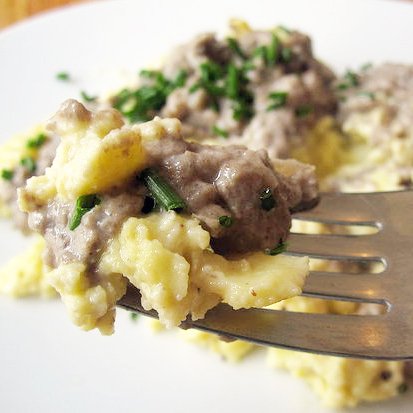 Creamy White Mushroom Scrambled Egg Recipe