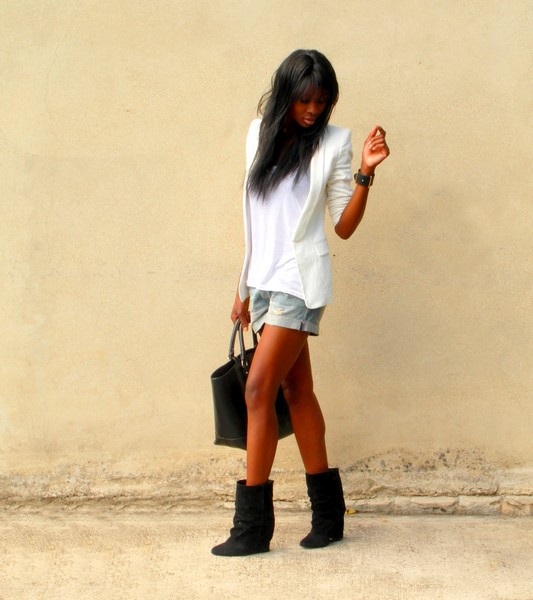 http://stylesbyassitan.blogspot.fr/2012/09/look-chic-et-decontracte.html