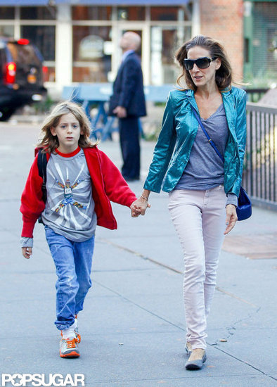 Sarah Jessica Parker and James Wilkie Broderick held hands.
Sarah Jessica Parker and James Wilkie Broderick held hands.