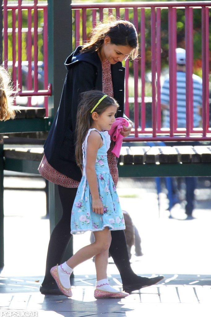 Katie Holmes and Suri Cruise hung out in Brooklyn.
Katie Holmes and Suri Cruise hung out in Brooklyn.