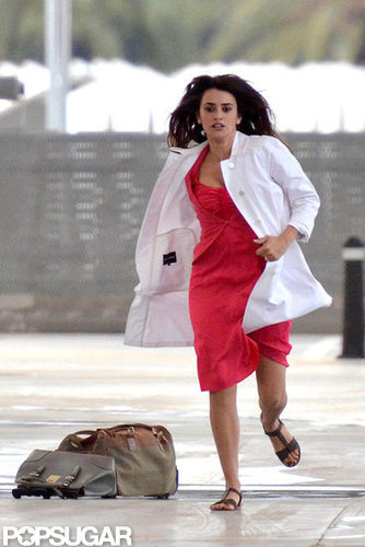 Penelope Cruz picked up the pace and ran during the scene.
Penelope Cruz picked up the pace and ran during the scene.