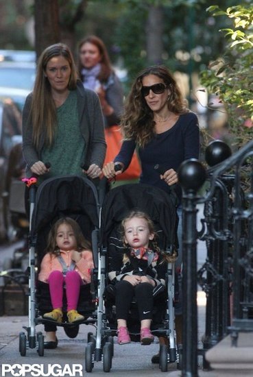 Sarah Jessica Parker walked with the twins in NYC. Sarah Jessica Parker walked with the twins in NYC.