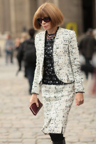 The chicest tweed suit, with a touch of Anna's signature jewels at the collar.
The chicest tweed suit, with a touch of Anna's signature jewels at the collar.