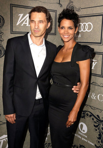 Halle Berry and Olivier Martinez posed side by side.
Halle Berry and Olivier Martinez posed side by side.