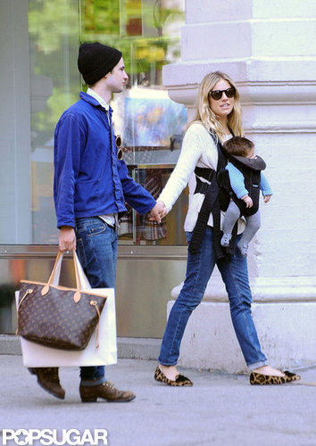 Sienna Miller and Tom Sturridge Spring Into Fall With Baby Marlowe Sienna Miller and Tom Sturridge Spring Into Fall With Baby Marlowe