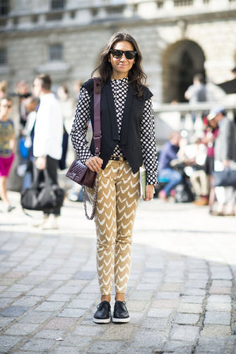 Give your long-sleeved top and trousers extra oomph in bold prints. Again, it's all about a little oxblood bag to drive the Fall theme home.
Source: Adam Katz Sinding
Give your long-sleeved top and trousers extra oomph in bold prints. Again, it's all about a little oxblood bag to drive the Fall theme home.
Source: Adam Katz Sinding