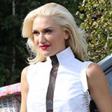Dress Up Your Boyfriend Jeans With a Peek-A-Boo Top Like Gwen Stefani Dress Up Your Boyfriend Jeans With a Peek-A-Boo Top Like Gwen Stefani
