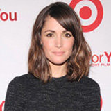 Rose Byrne Cinched Her Ruffled Black Mini With a Chic Leopard Belt Rose Byrne Cinched Her Ruffled Black Mini With a Chic Leopard Belt