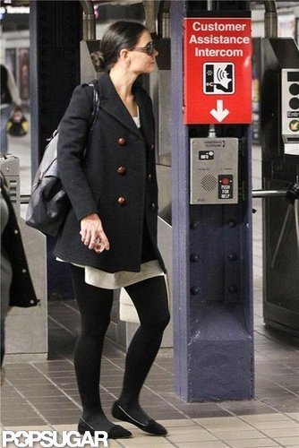 Katie Holmes stepped out on the subway in NYC
Katie Holmes stepped out on the subway in NYC
