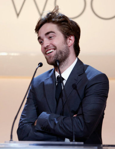 Robert Pattinson Attends Elle's Women in Hollywood Bash to Honor Uma Robert Pattinson Attends Elle's Women in Hollywood Bash to Honor Uma