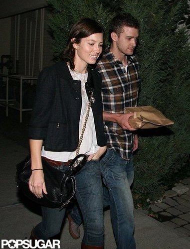 Justin Timberlake and Jessica Biel grabbed dinner in Toronto during an October 2007 visit.
Justin Timberlake and Jessica Biel grabbed dinner in Toronto during an October 2007 visit.