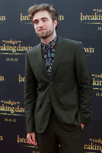 Robert Pattinson posed for photos in Sydney.
Robert Pattinson posed for photos in Sydney.
