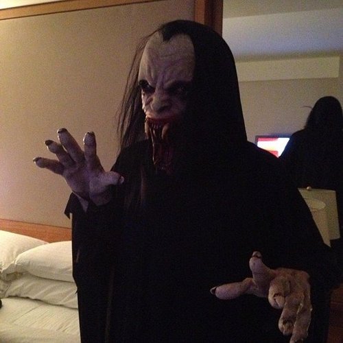 Snoop Dogg tried out a scary pose.
Source: Instagram user snoopdogg
Snoop Dogg tried out a scary pose.
Source: Instagram user snoopdogg
