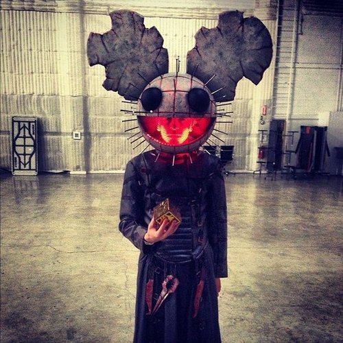Deadmau5 wore a haunting headpiece on Halloween.
Source: Instagram user deadmau5
Deadmau5 wore a haunting headpiece on Halloween.
Source: Instagram user deadmau5