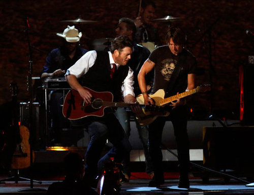 Miranda and Blake Win Big at the Star-Studded CMA Awards Miranda and Blake Win Big at the Star-Studded CMA Awards