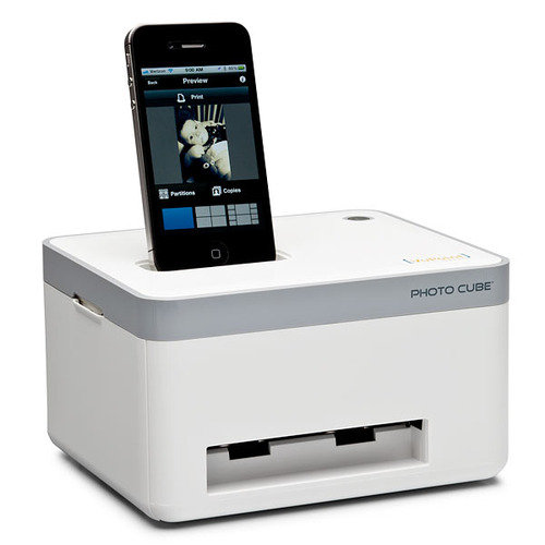 Hammacher Schlemmer iPhone Photo Printer Hammacher Schlemmer iPhone Photo Printer