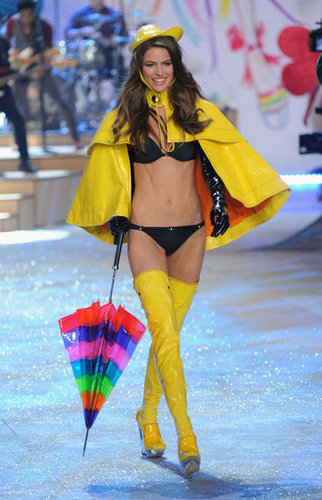 Revisit the 2012 Victoria's Secret Fashion Show! Revisit the 2012 Victoria's Secret Fashion Show!
