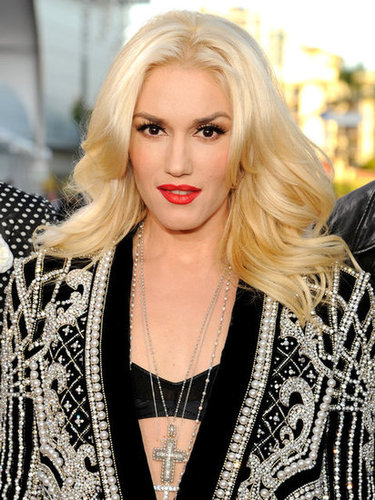 Gwen Stefani Arrives at the AMAs Ahead of Her Performance With No Doubt Gwen Stefani Arrives at the AMAs Ahead of Her Performance With No Doubt
