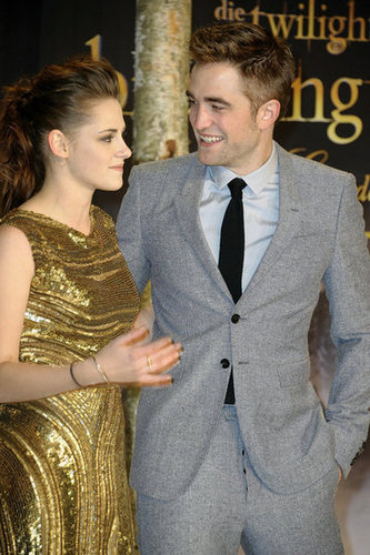 Breaking Dawn Part 2 is #1 — See All the Photos From Twilight's Final Press Tour! Breaking Dawn Part 2 is #1 — See All the Photos From Twilight's Final Press Tour!