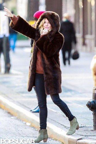 Sienna Miller Keeps Cozy in the Big Apple Sienna Miller Keeps Cozy in the Big Apple