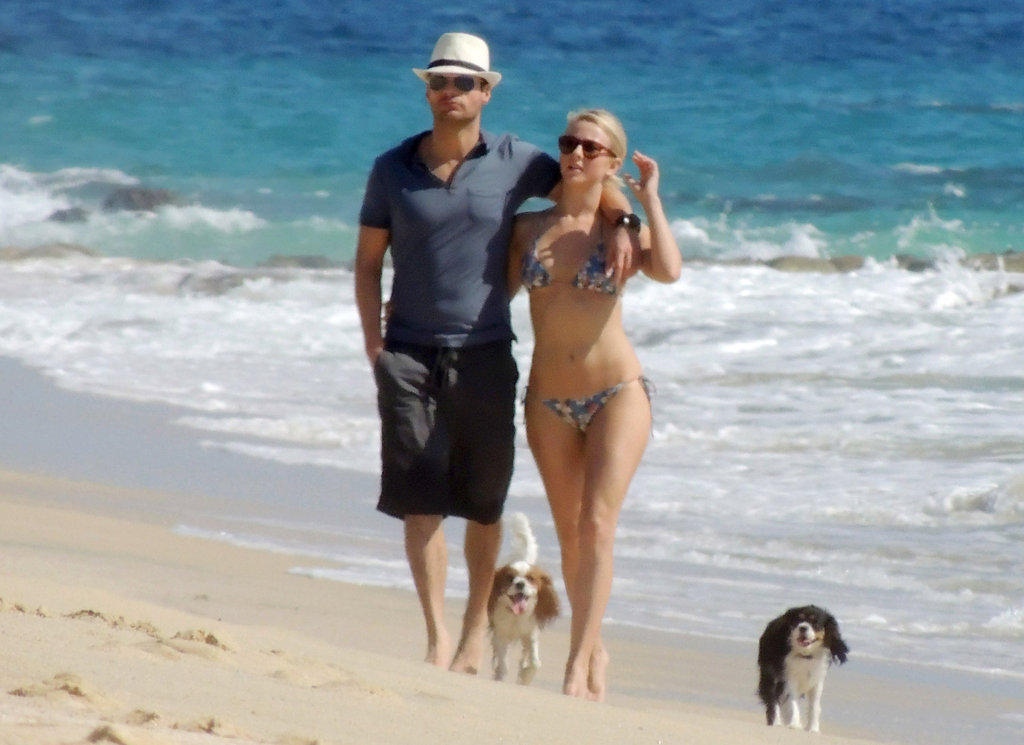 Ryan Seacrest had his arm around Julianne Hough during a November 2012 walk on the beach in Cabo.
Ryan Seacrest had his arm around Julianne Hough during a November 2012 walk on the beach in Cabo.