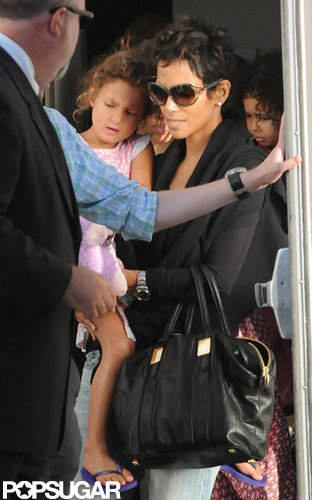 Halle Berry accompanied Nahla Aubry to Yo Gabba Gabba in LA.
Halle Berry accompanied Nahla Aubry to Yo Gabba Gabba in LA.