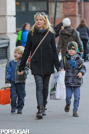 Sasha Schreiber and Kai Schreiber joined Naomi Watts for a city stroll.
Sasha Schreiber and Kai Schreiber joined Naomi Watts for a city stroll.