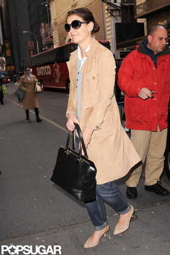 Katie Holmes Is All Smiles on the Eve of Her Broadway Debut Katie Holmes Is All Smiles on the Eve of Her Broadway Debut
