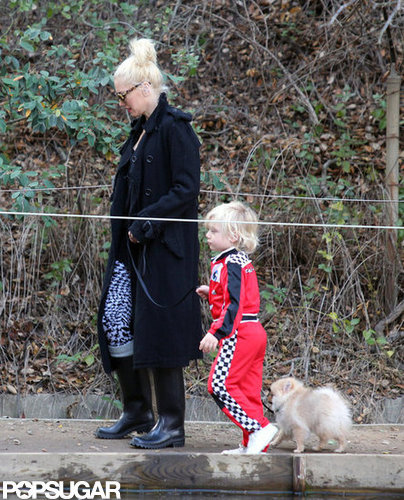Gwen Stefani and Zuma walked the dog together in LA.
Gwen Stefani and Zuma walked the dog together in LA.