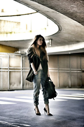 Dress up relaxed denim with a chic topper and even chicer footwear.
Source: Lookbook.nu
Dress up relaxed denim with a chic topper and even chicer footwear.
Source: Lookbook.nu