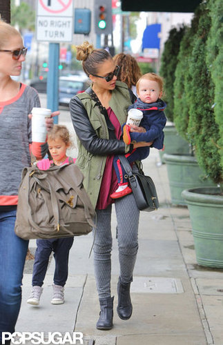 Jessica Alba Embarks on a Girls-Only Trip With Honor Jessica Alba Embarks on a Girls-Only Trip With Honor