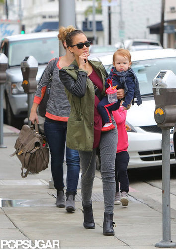Jessica Alba Embarks on a Girls-Only Trip With Honor Jessica Alba Embarks on a Girls-Only Trip With Honor