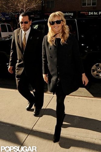 Reese Witherspoon smiled sweetly.
Reese Witherspoon smiled sweetly.