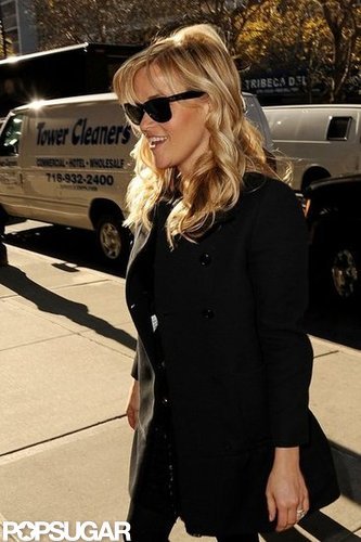 Reese Witherspoon curled her blond locks.
Reese Witherspoon curled her blond locks.