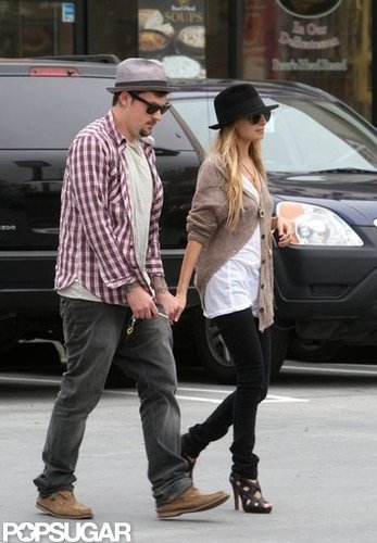 Nicole Richie and Joel Madden held hands during a January 2009 shopping trip in LA.
Nicole Richie and Joel Madden held hands during a January 2009 shopping trip in LA.