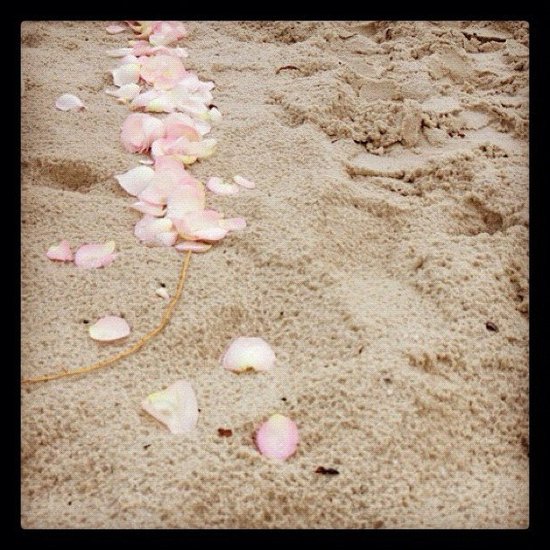 Bring Bubbly to the Beach Bring Bubbly to the Beach