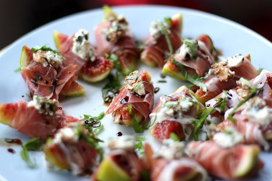 Prosciutto-Wrapped Figs Prosciutto-Wrapped Figs