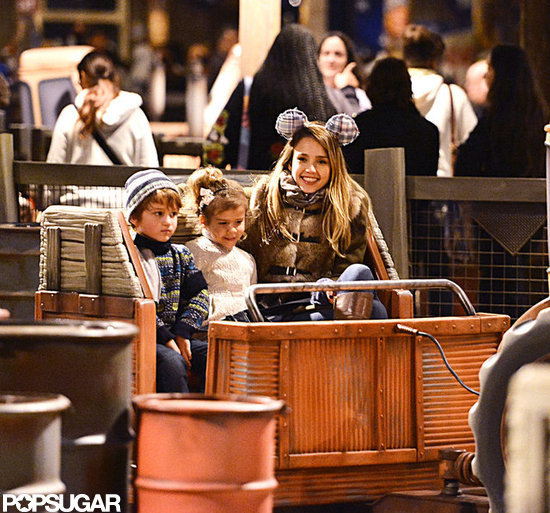 Jessica Alba went on a ride with Honor. Jessica Alba went on a ride with Honor.