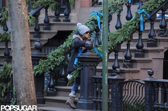 Sarah Jessica Parker decorated her NYC home for the holidays.
Sarah Jessica Parker decorated her NYC home for the holidays.